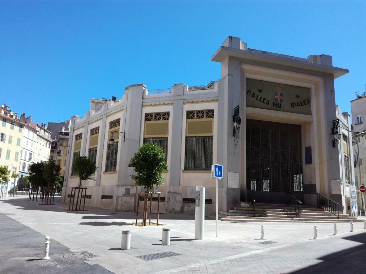 Studio Toulon Les Halles Apartment Bagian luar foto